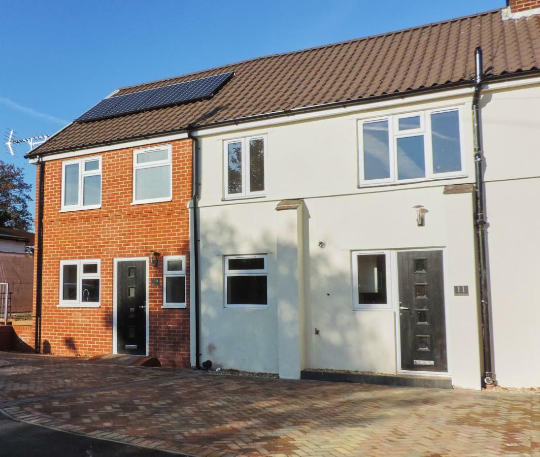3 Bed Farnborough Air Accommodation Buitenkant foto